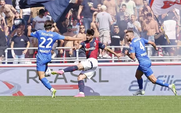 Gol dell'1-0 di Orsolini.jpeg