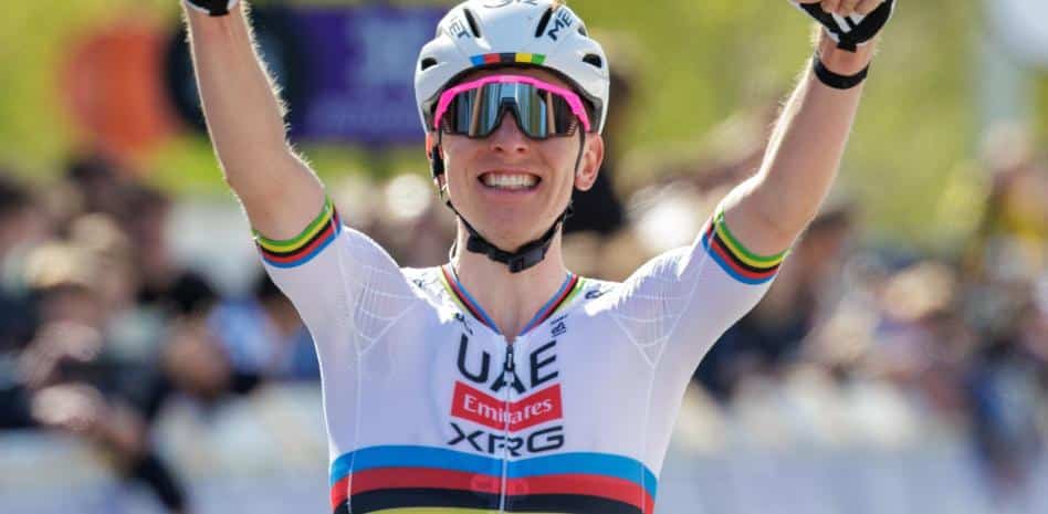 Tadej Pogacar al Giro delle Fiandre